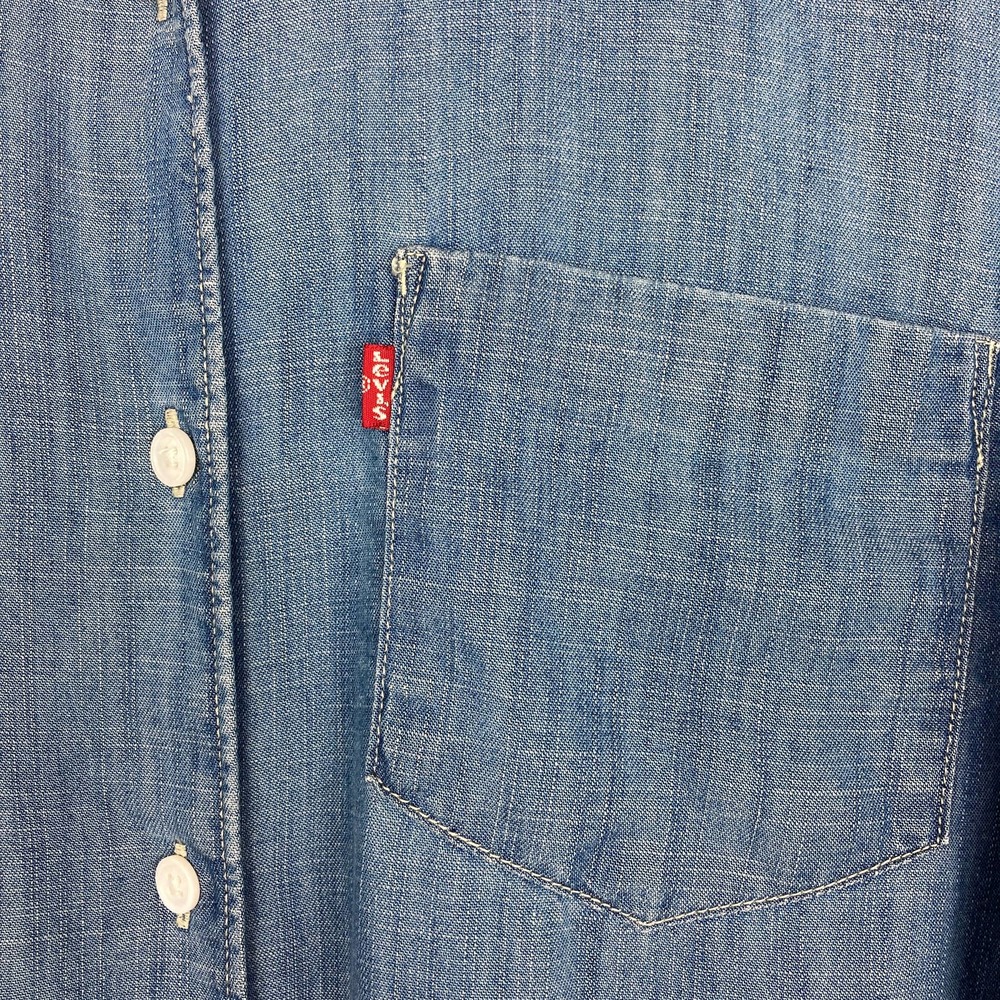 LEVIS Boyfriend Fit Button Down Denim Jean Shirt M - Picture 5 of 12